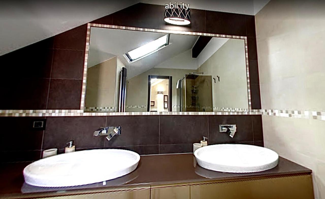 Borgo Manzoni - Charming House Hotel Rozzano Exterior foto